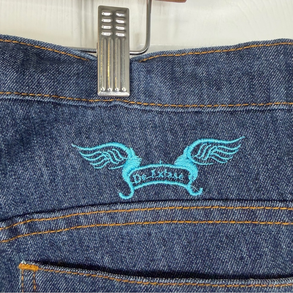 Sz 36 De’Extase Y2K Dark Wash Low Rise Capris NWOT $170 MSRP - Picture 10 of 15